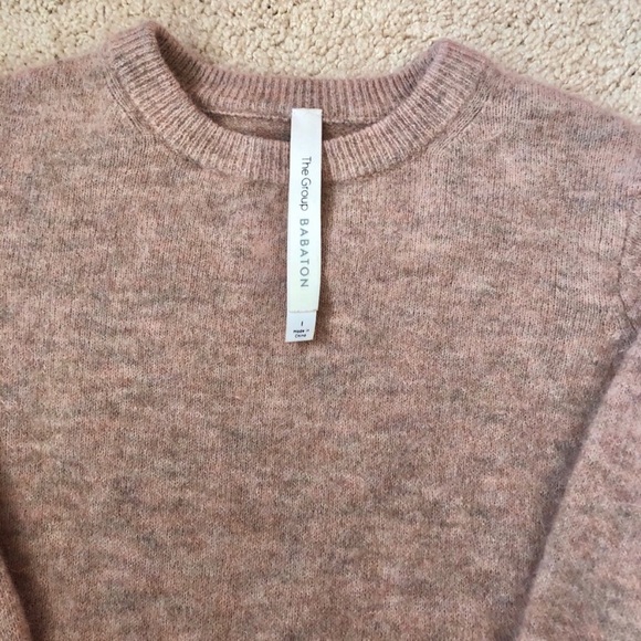Cozy pink Babaton sweater - Picture 5 of 6